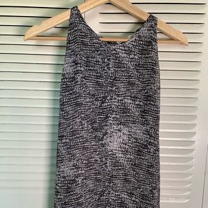 Violet & Clair | Black & White Flowy Tank